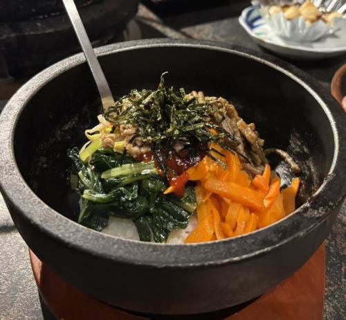 石焼きビビンバ