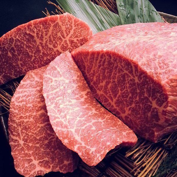 神戸牛希少部位カイノミステーキなど【肉】がうまい居酒屋。