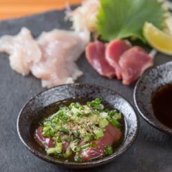 鳥焼こころがお勧めする朝引き鶏のお造り　3種