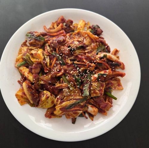 本場の味を再現する秘伝の調味