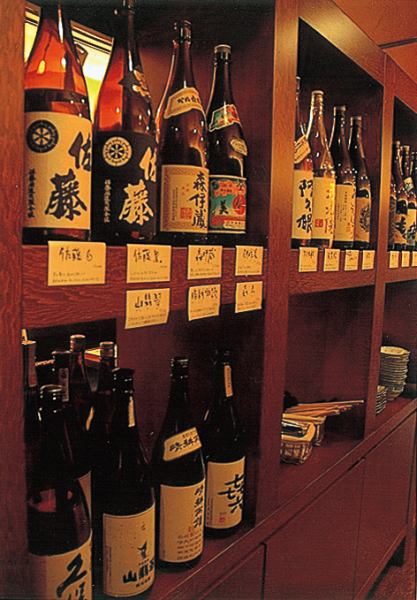 こだわりの焼酎・日本酒取り揃えております。お酒好き必見！
