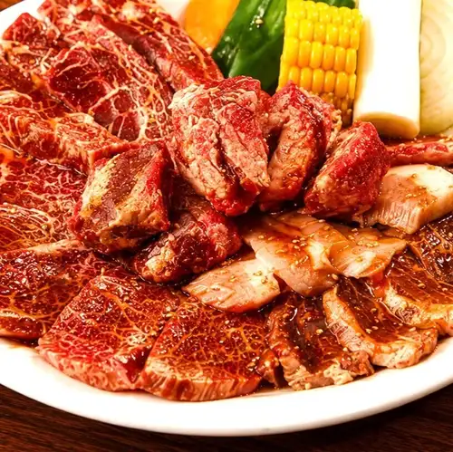 【豪華盛合せ】 (国産牛&厳選牛・お肉500g)  3～4名様向け