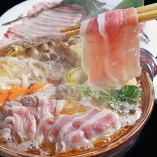 【豬肉涮鍋套餐】～使用秋田米飼養的「純水豬肉（純湖豬肉）」～