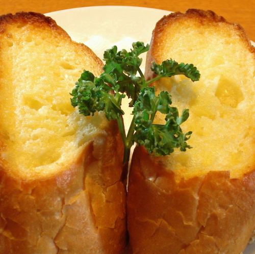 ガーリックトースト