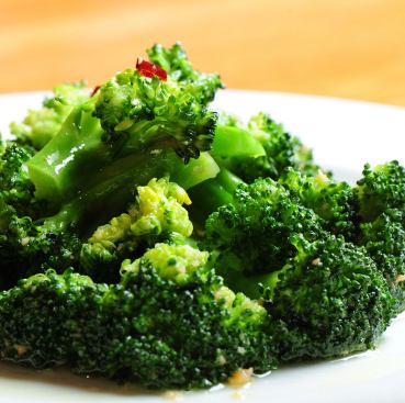 ブロッコリーのペペロンチーノ