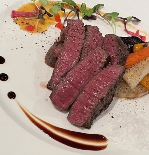 【低温調理でじっくりと仕上げる炭焼きイタリアン】炭火焼のしっとり香り高い肉料理や季節の食材をご堪能♪