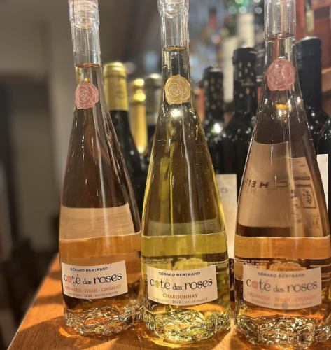 オレンジワインや、自然派ワインも御座います。