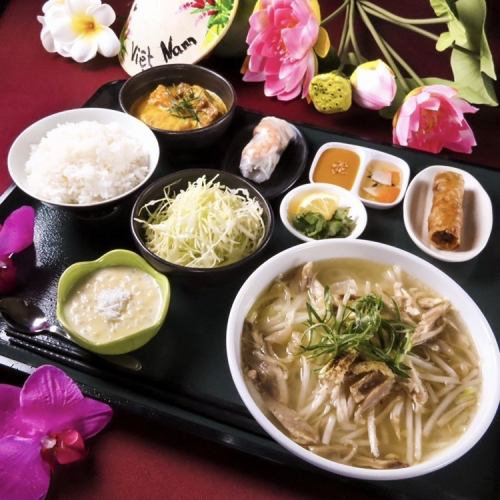 ◇本場のベトナム料理が楽しめます◇