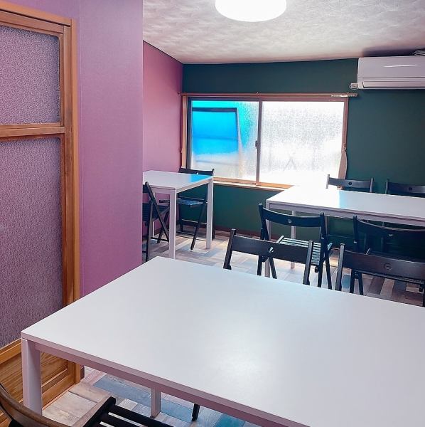 丹波口駅から徒歩2分、テレビでも紹介された、ベトナム料理の一品とベトナム焼肉の両方を楽しめるお店です。アットホームな空間でおひとりさまも大歓迎です。