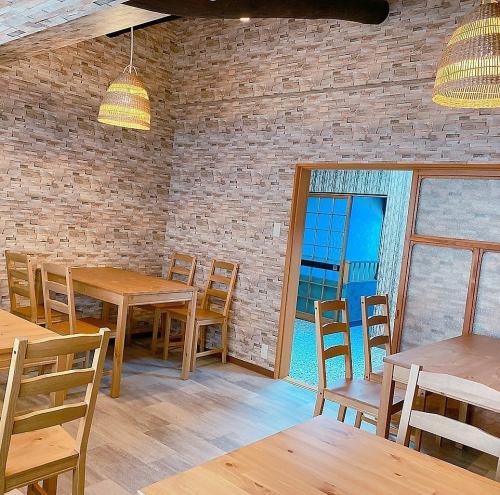ランチ・ディナー営業