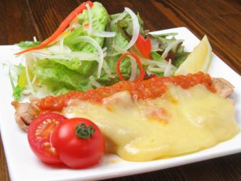 Chicken cheese with tomato sauce