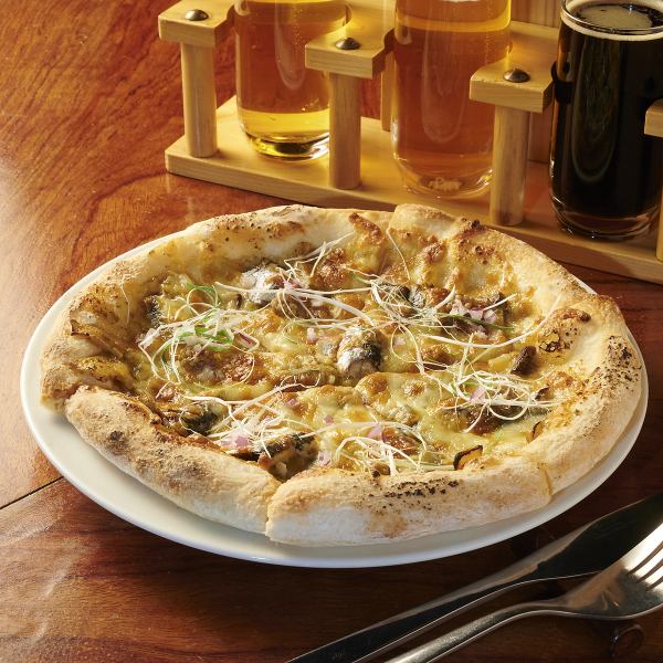 【ディナーにも最適!】 シェフ自慢のお料理を目指してのご来店も多数。旬のお料理常時40種以上!
