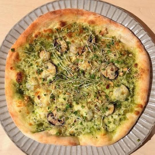 뿌리뿌리 새우의 제노베제 피자