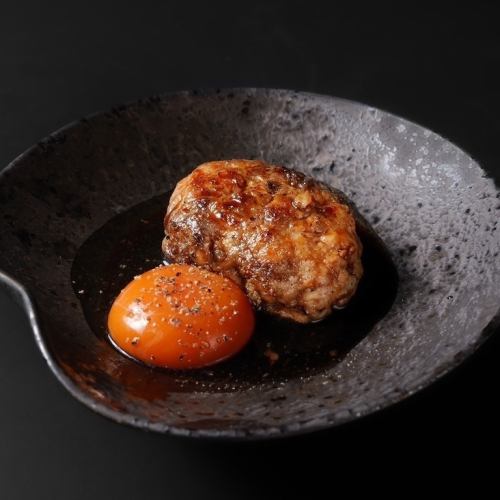 [Coarsely ground Tsukimi Tsukune is a special dish]