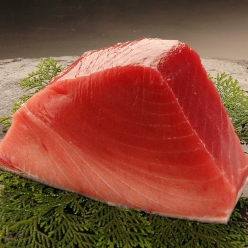 毎日仕入れているのでお刺身は鮮度抜群！日替わりで内容が変わるのでお楽しみに！