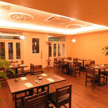 It's a flat space, so it's perfect for a party. We will provide it according to the scene, so please contact us ^^