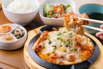 Cheese Dakgalbi [Our proud dish]