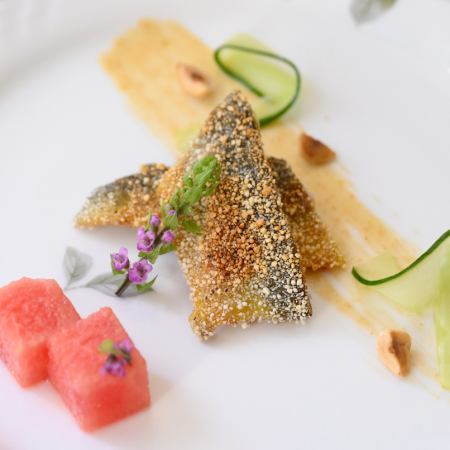 【6/1～8/31ランチ】「セゾン」旬魚伊佐木のポワレとオードブル、スープ、デザートなど全7品