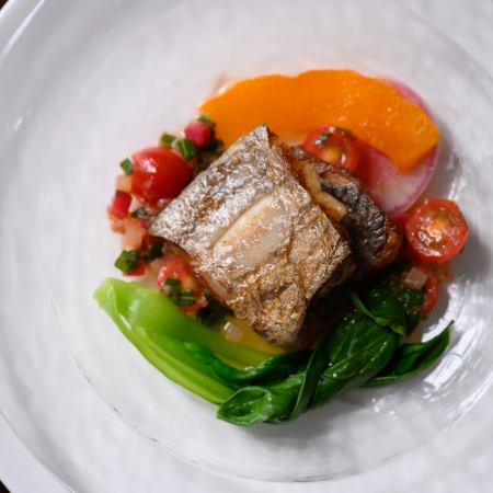 【9/3～11/29ランチ】「セゾン」太刀魚のポワレとオードブル、スープ、デザートなど全7品