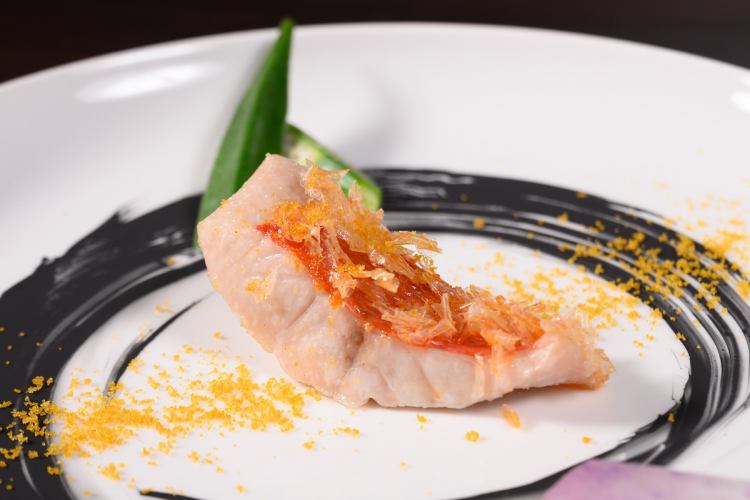 【晚餐】「惠」－一道以長野縣信州鮭魚和時令魚為特色的菜餚