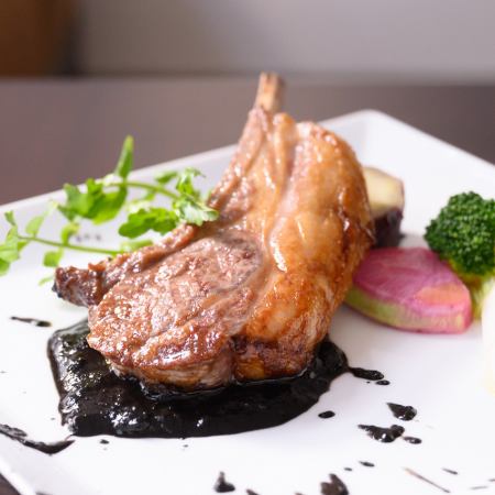 [Lunch from March 4th to May 31st] "Saison" - 7 dishes including roast lamb, hors d'oeuvres, soup, and dessert