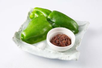 2 chilled green peppers (with meat miso)
