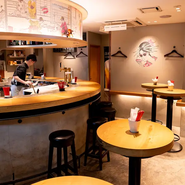 【女子会や男子会に】木屋町、先斗町、河原町界隈でサクッと飲みに行きたいときにピッタリのお店！より気軽に、よりお洒落に 楽しむ！がコンセプトの和食スタンドバル◎京都の食材・京都のお酒・おばんざいが自慢です。