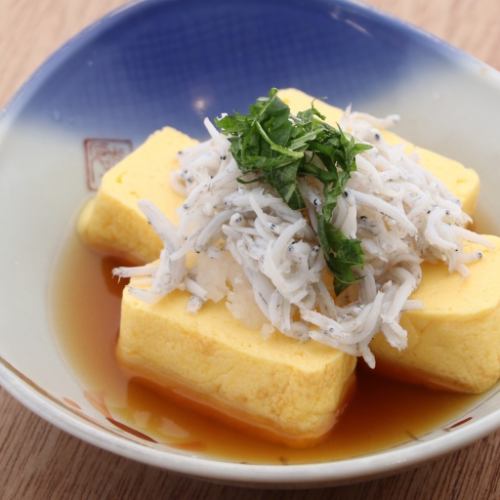 たっぷりしらすのせ出汁巻き玉子