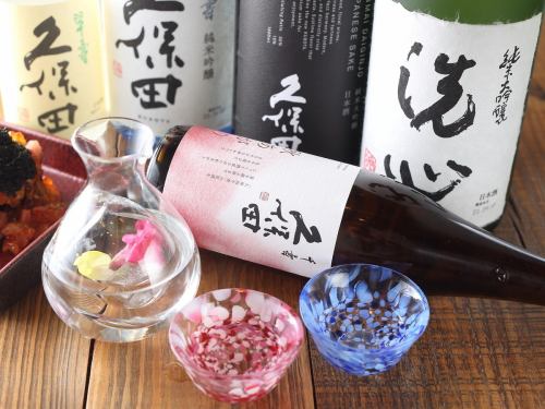 A wide variety of drinks are available, including draft beer, shochu, and sake.