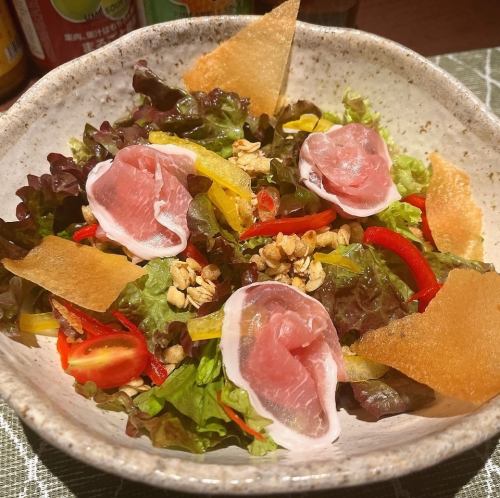 生ハムサラダ