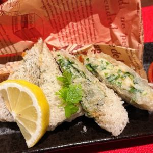 海鮮パクチー春巻