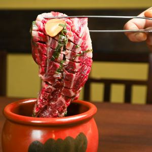 赤身の薬膳壷漬け