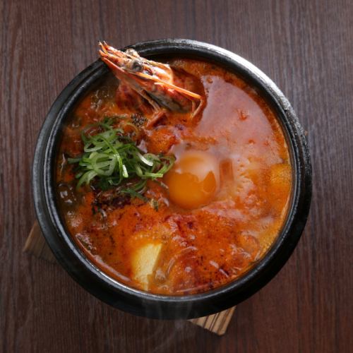 海鮮純豆腐　赤