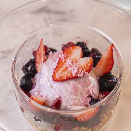 爽やかな酸味が特徴のGreek Yoghurt