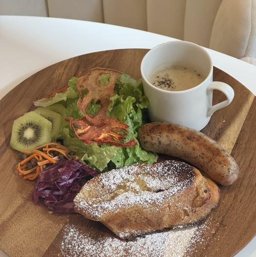 フレンチトースト・ハーブソーセージ