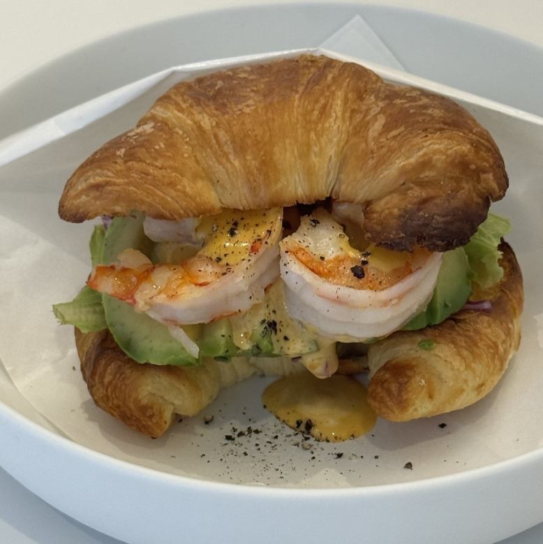 海老アボカドサンド