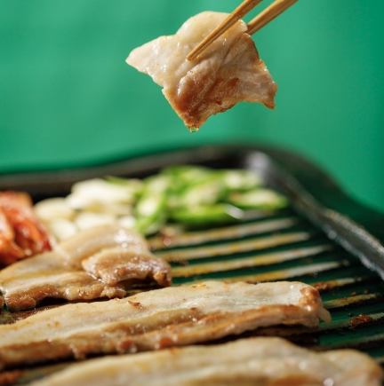 <僅限線上！ ！ > 辣椒特別包1 ◆五花肉無限量暢吃+無限量暢飲◆5,000日圓（含稅）