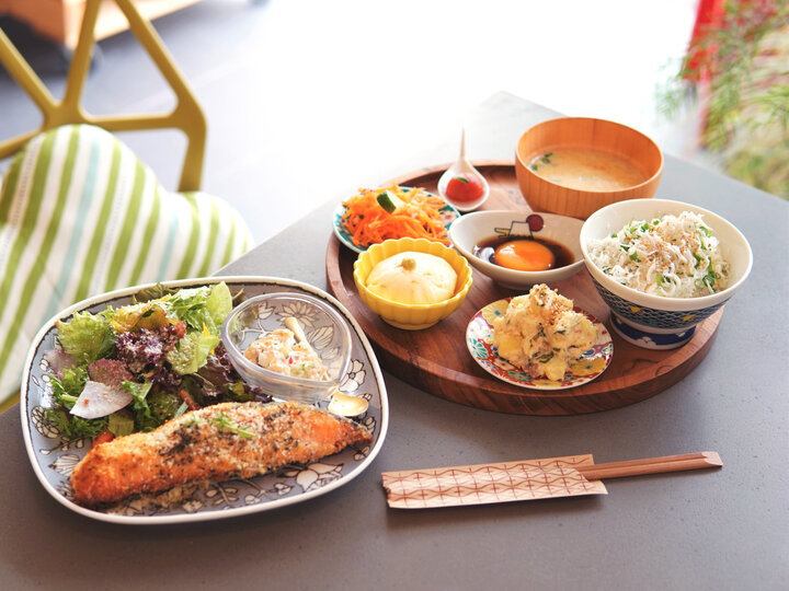 Cafe Dining Gita 公式