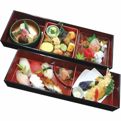 にぎり幕の内6,000円（店内飲食税抜/5,455円）吸物付