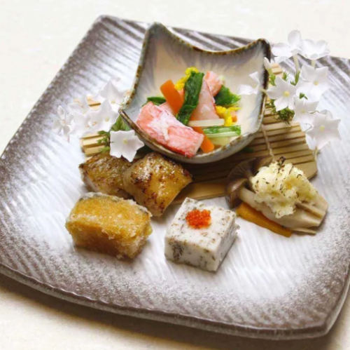 その時々の素材を活かしたお料理の数々