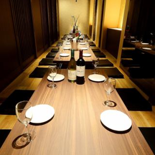 [Complete private room for 9 to 16 people (digging)] Group guides in private rooms! High-quality Japanese modern and warm space can be used widely from private drinking parties to company banquets ◆ Excellent atmosphere Please spend quality time in the space.