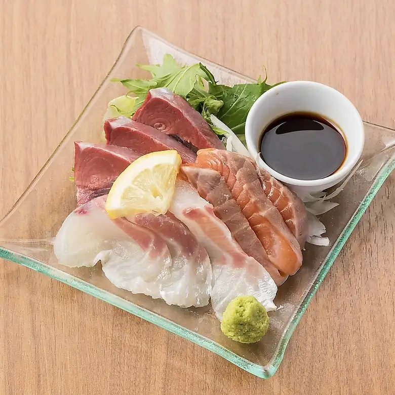 Assorted 3 types of sashimi