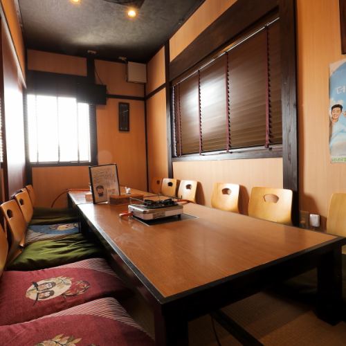 The tatami room can be used by 5 to 40 people.You can relax and relax.