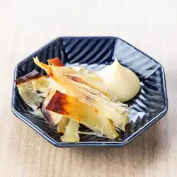 Grilled stingray fin