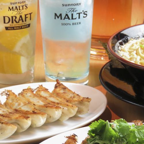 おつまみも多数あり♪お酒が止まらない!〆ラーメンも◎