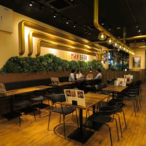 ブルワリー風の落ち着いた大人な空間