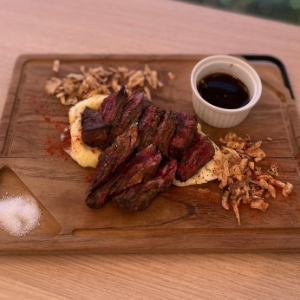 牛ハラミステーキ