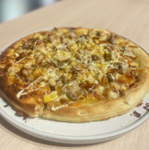 照り焼きチキンとコーンのマヨピザ