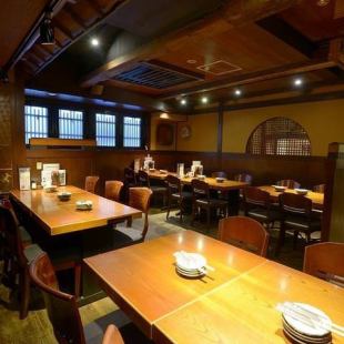 It is possible to seat 24 to 26 people when seated ☆ It is a charter at some tables in the store! Perfect for banquets with a large number of people such as ♪ We also have a preview of the banquet! Please feel free to consult about dishes, time, number of people etc!