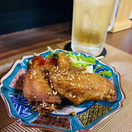 【平日限定17時~19時限定◎ちょい飲みセット】オリジナル手羽先と枝豆・ドリンク1杯付 1000円